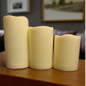 3 Set 
Ivory LED Flameless Candle Trio